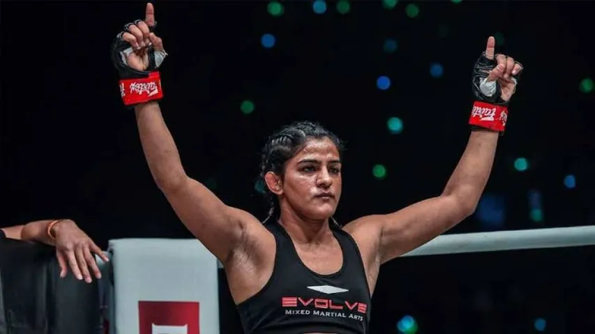 Ritu Phogat Earns Dominant Victory On MMA Debut