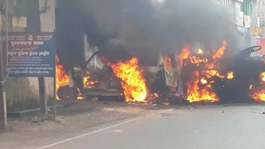 Violence In Munger: Angry Mob Vandalise SP Office, Attack Police Station