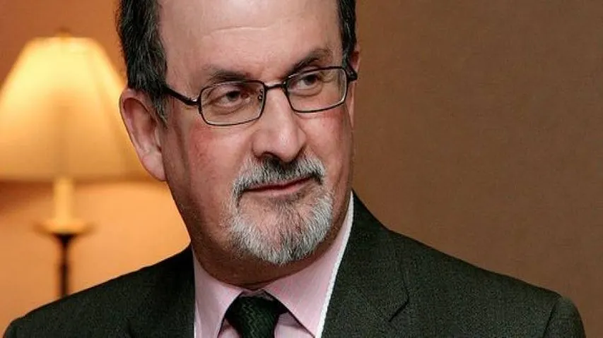 Modi's silence permitting 'thuggish violence': Salman Rushdie