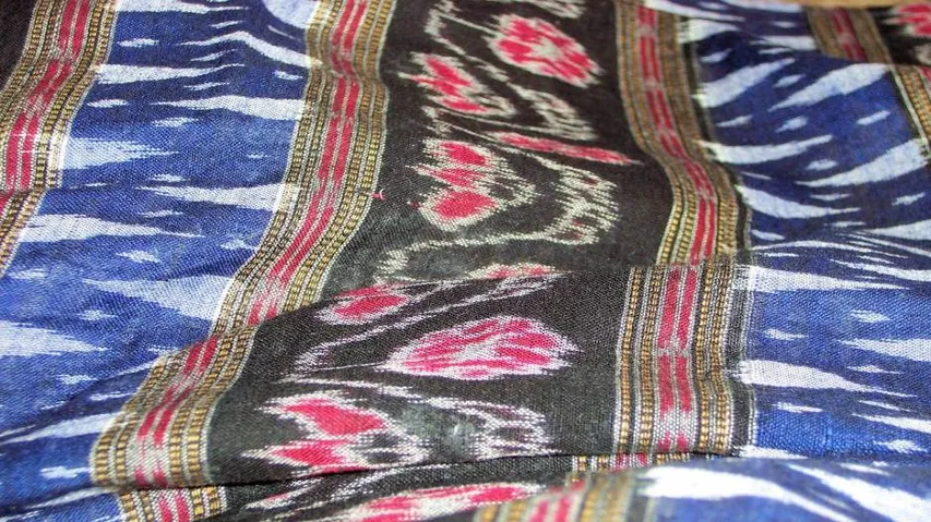Case lodged against Rajasthan unit for fake Sambalpuri sarees