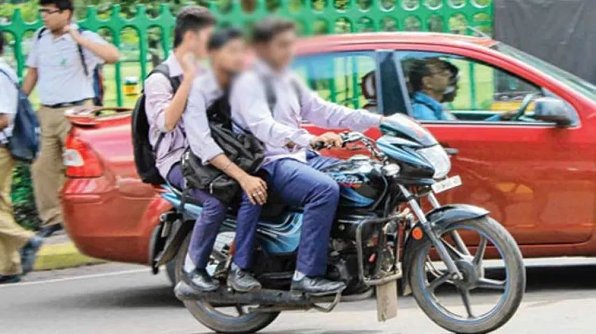 Warning For Minor Students! You Can't Ride Bikes To Schools Any More