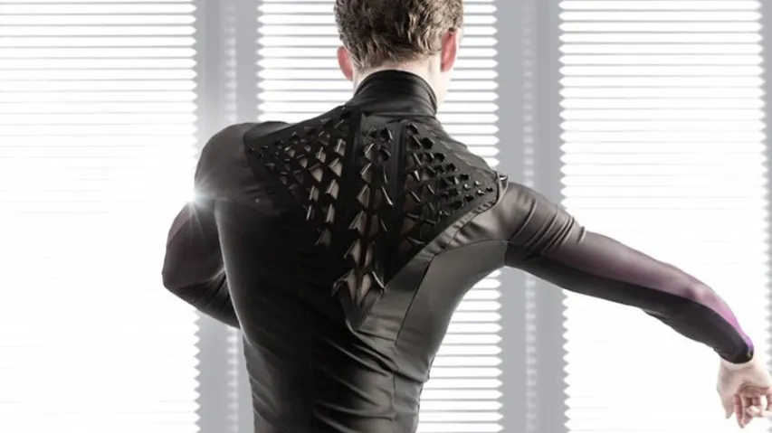Self-ventilating workout suit to keep you cool and dry