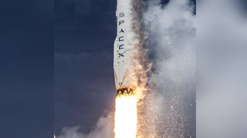 SpaceX Puts 60 New Starlink Internet Satellites Into Orbit