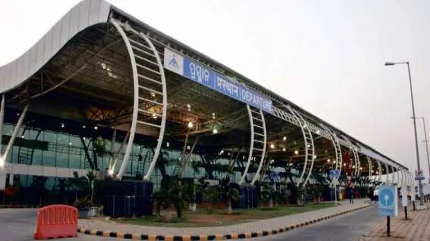 2 Bhubaneswar-bound flights diverted to Kolkata due to bad weather
