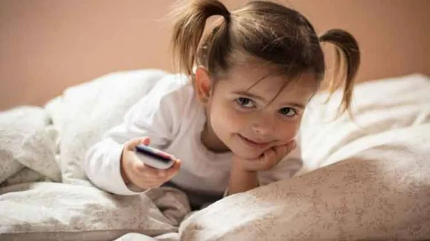 Young kids who watch more TV get less sleep