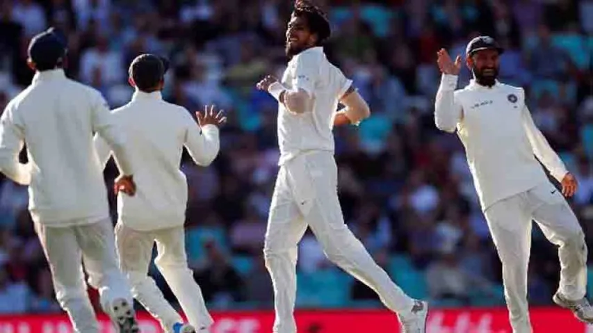 Cook fails to get hundred in final Test as India reduce England to 198/7 on Day 1