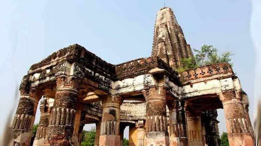 Pakistan opens historic Hindu temple in Punjab for worship after 72 years
