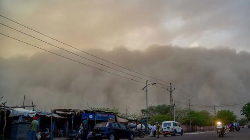 Met department issues thunderstorm alert for 3 Odisha districts