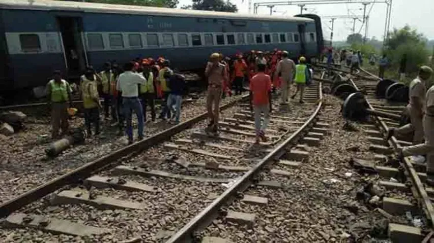 New Farakka Express derailment: Railways suspend two officials