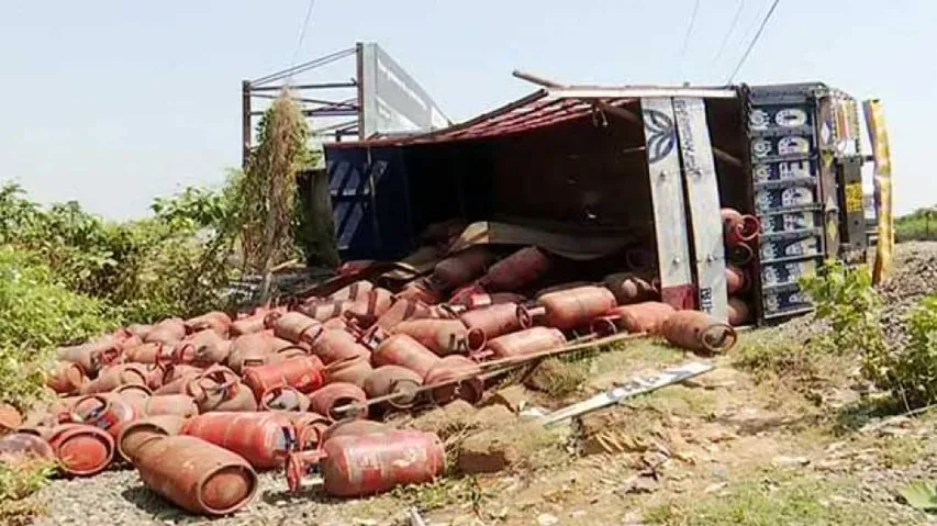 LPG Cylinder-Laden Truck Turns Turtle Near Bhubaneswar, No One Injured
