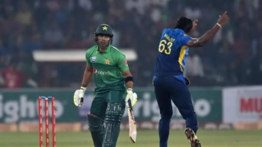 Umar Akmal equals unwanted record of most ducks in T20Is