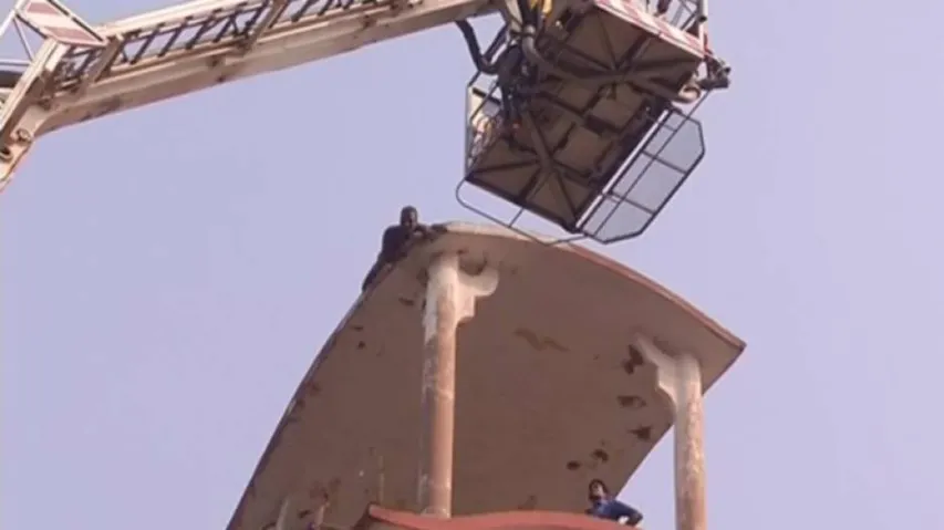 Man Threatening Suicide From Atop Utkal Varsity Library, Rescued