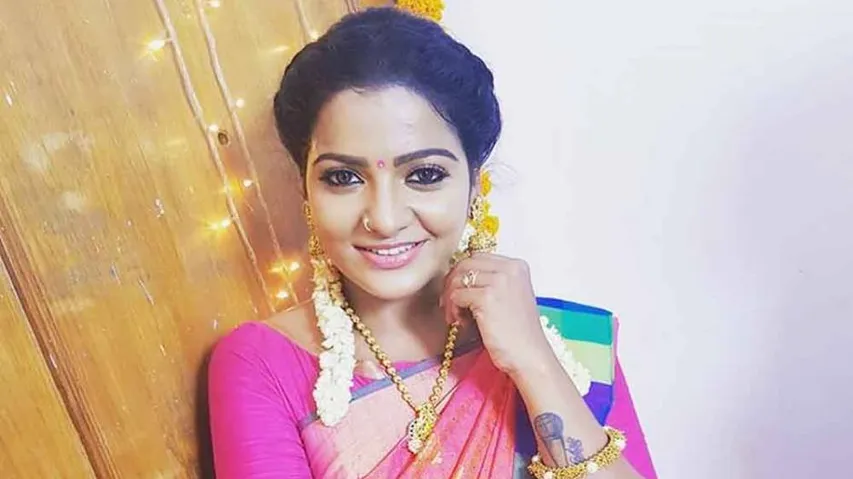 Pandian Stores Fame Tamil Actress VJ Chitra Allegedly Commits Suicide; Fans Say Suicide Not a Solution
