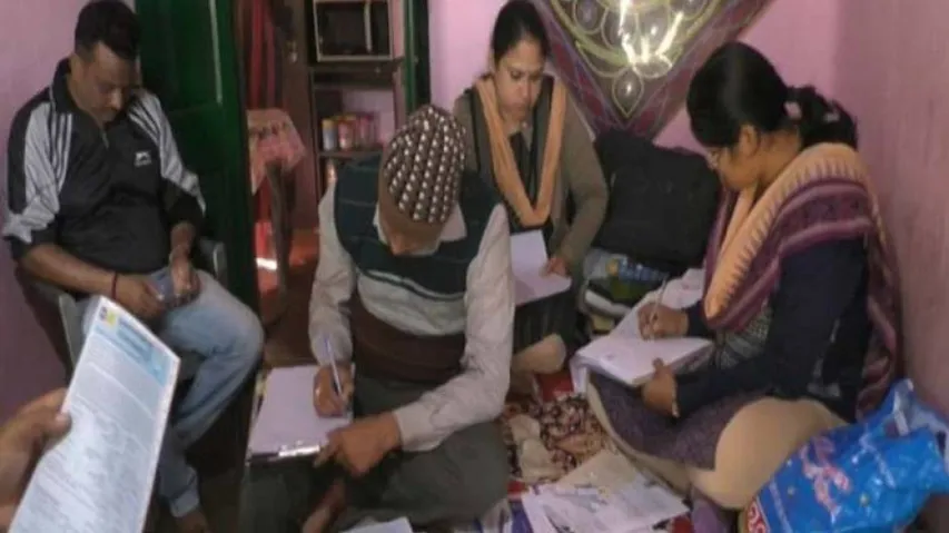 Vigilance raids houses of Mines department clerk in Jajpur