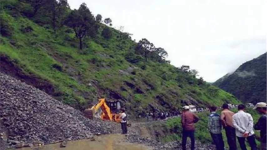 Yamunotri highway remains blocked