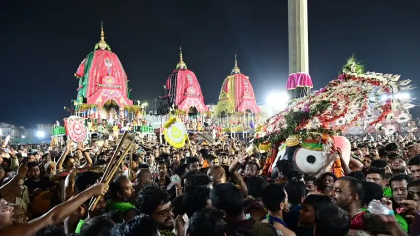 Rath Yatra concludes as deities return to Srimandir in Niladri Bije 