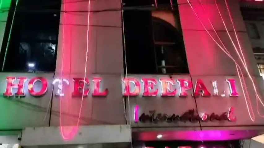 Woman found hanging in hotel room in Bhubaneswar, probe launched