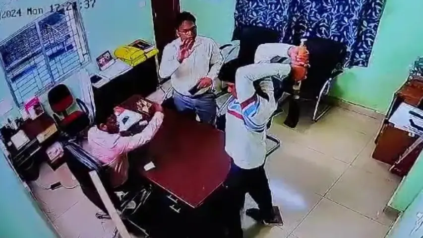 Nandankanan Zoo officials brutally thrashed inside office by armed youths  