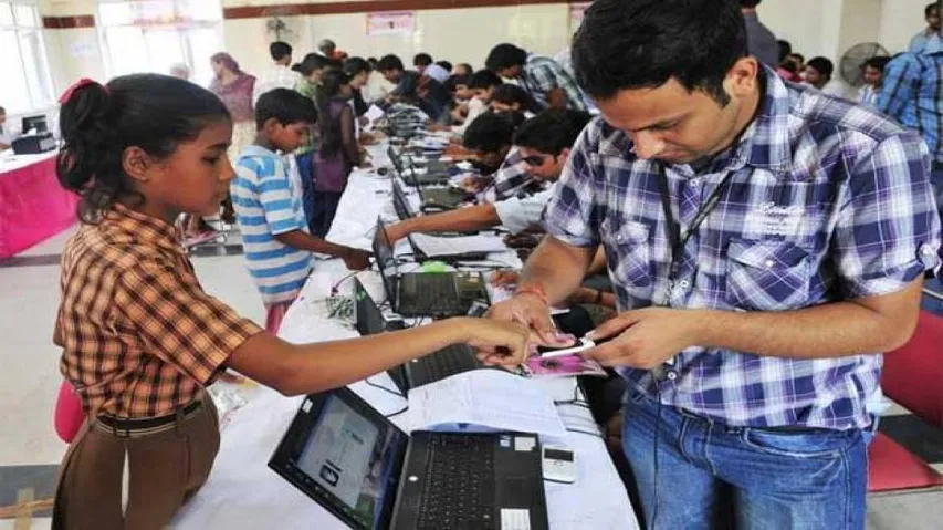 Odisha asks officials to complete Aadhaar enrolment of all students by Nov