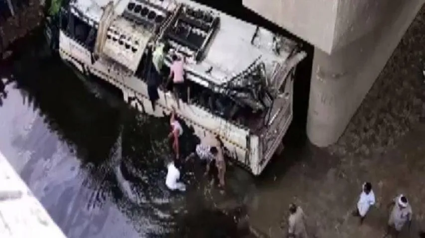 29 passengers killed in Yamuna Expressway accident