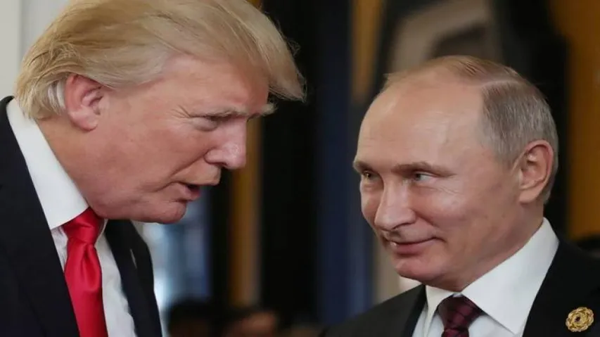 Trump 'personally invited' Putin to 2013 Miss Universe pageant