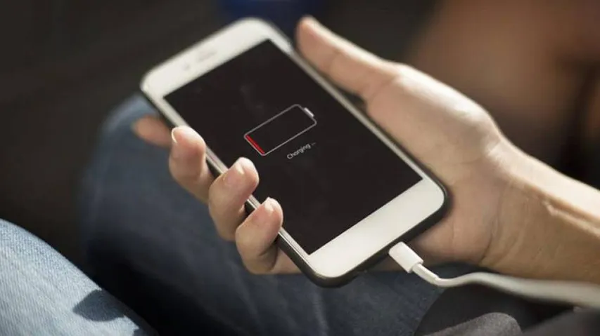 Now, You Can Soon Charge Your Smart Phone 'In The Air'