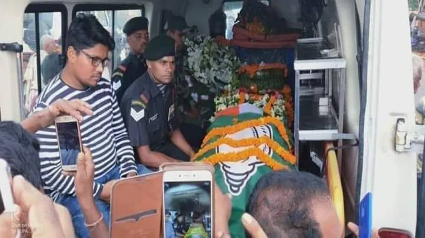 Martyr Ajit Sahoo's coffin found draped in BJD flag; Jay Panda seeks apology from ruling party