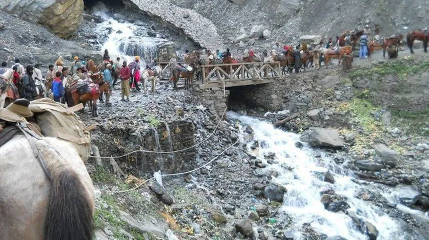 2,480 pilgrims leave for Amarnath amid tight security