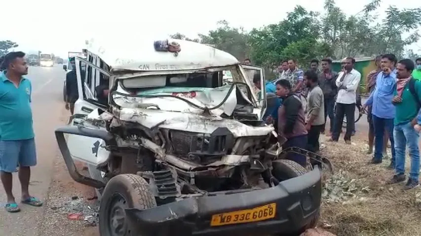 Odisha: 3 Killed,3 Injured As Ambulance Rams Into Container Truck Near Tangi