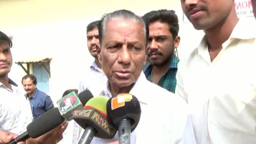 Students launch protest during Higher Education minister's visit to FM college