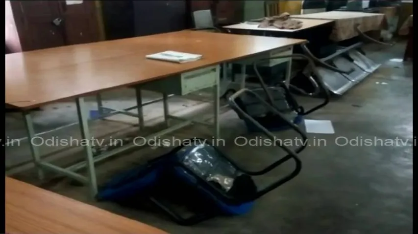 Councillors ransack Municipal Office in Bolangir