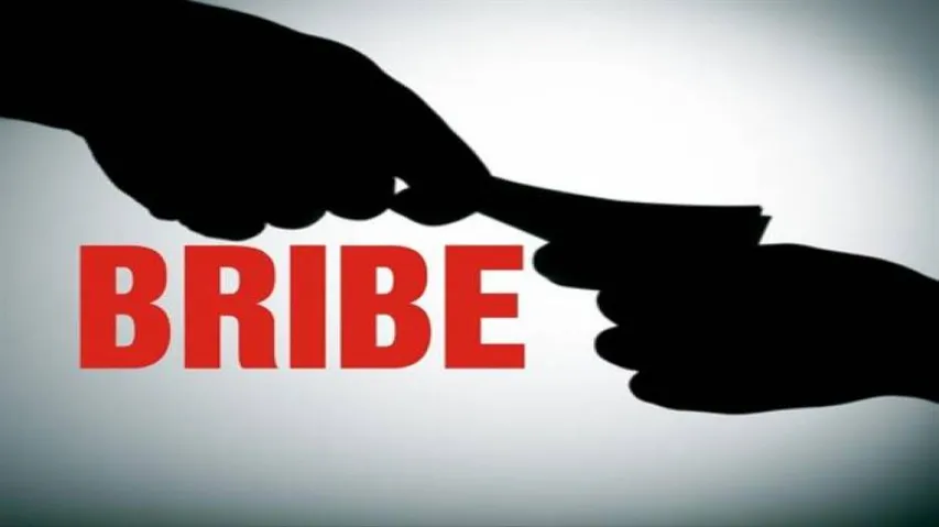 IT official caught accepting bribe in Odisha