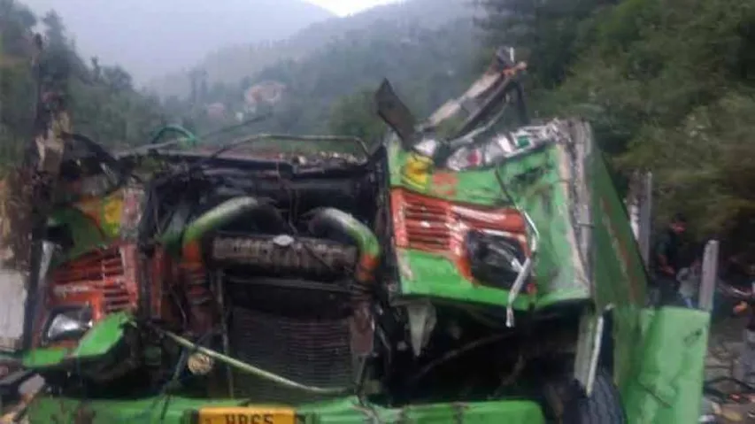 20 Amarnath Yatris injured in Anantnag road accident