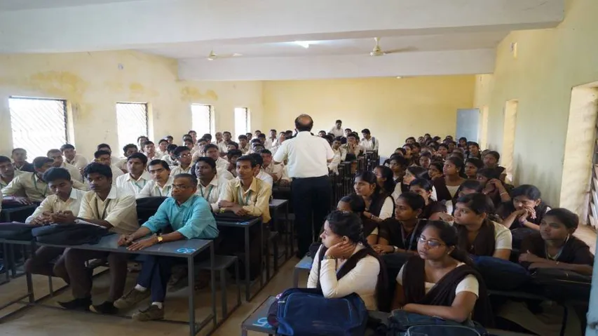 Career counselling centres to open at 10 varsities