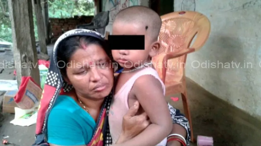 Cops arrest couple, leave behind grandchildren alone at home