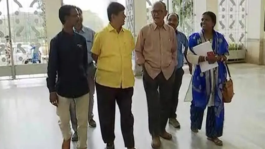 Chit Fund Scam: Duped depositors put off stir after govt assures to publish white paper