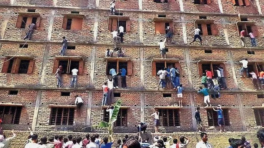 1,000 Bihar students expelled for cheating in Class 12 exams