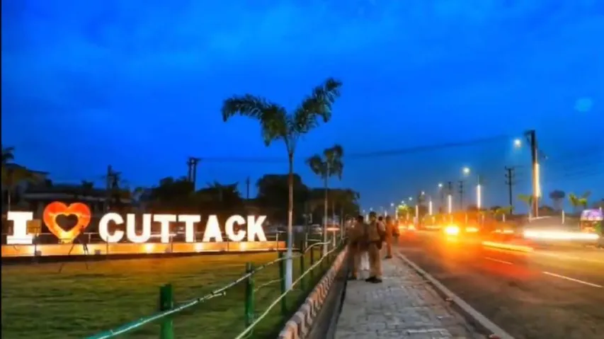 CM Naveen Patnaik Inaugurates Three-Lane Taladanda Canal Road In Cuttack