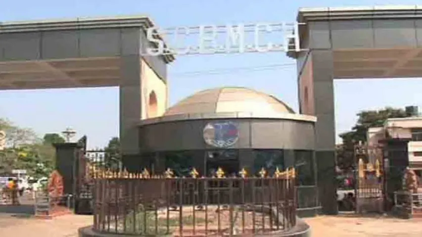 Mo Sarkar Promise? 'Contaminated Syringe' Kills Patient In Cuttack SCB Hospital