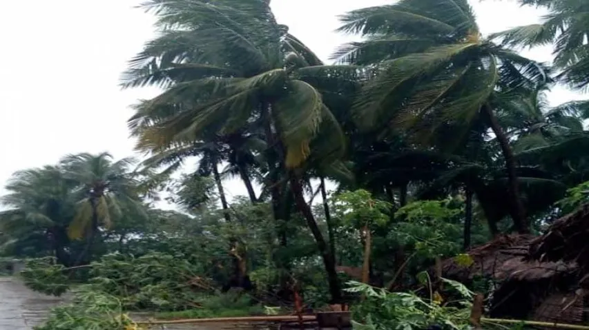 Met dept issues cyclonic storm warning in next 24 hours