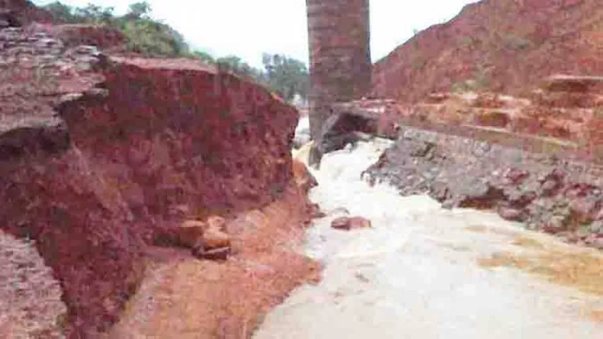 23 feared dead after dam breach in Maha; 11 bodies recovered