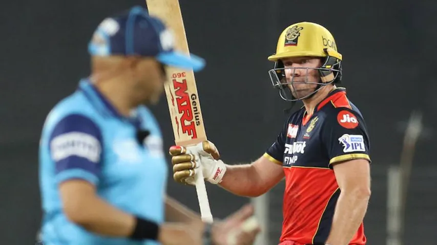 IPL 2021: RCB Ride On de Villiers' Unbeaten 75 To Score 171/5 Against DC