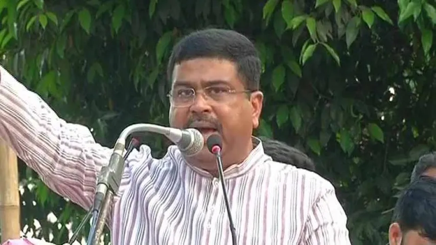 Odisha government officials threatening politicians: Dharmendra