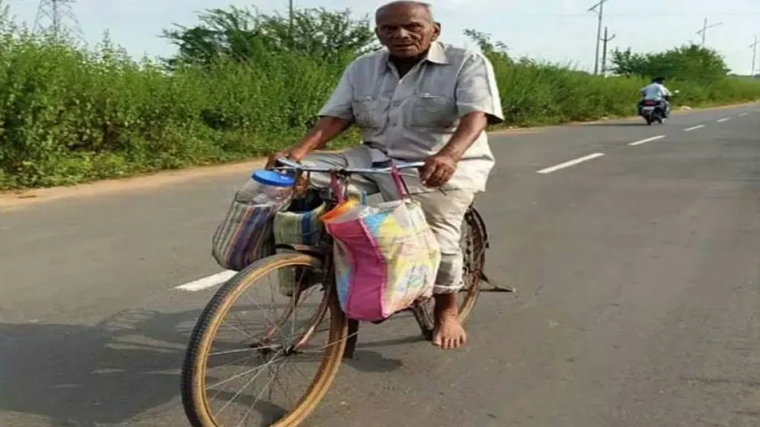 Maharashtra: Octogenarian Doctor Braves Pandemic To Treat Villagers