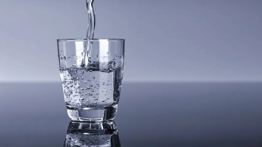 Drinking more water may ward off UTIs in women