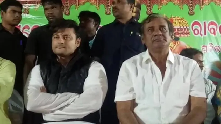 Eggs hurled at Anubhav Mohanty’s vehicle