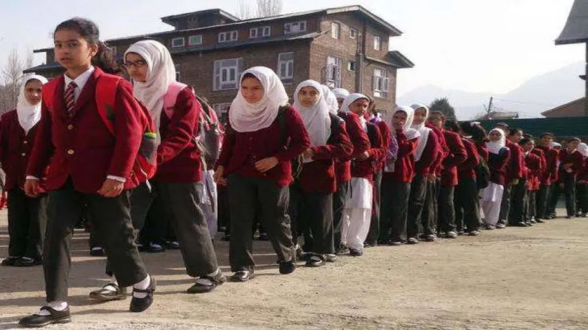 Schools, colleges reopen in Kashmir Valley