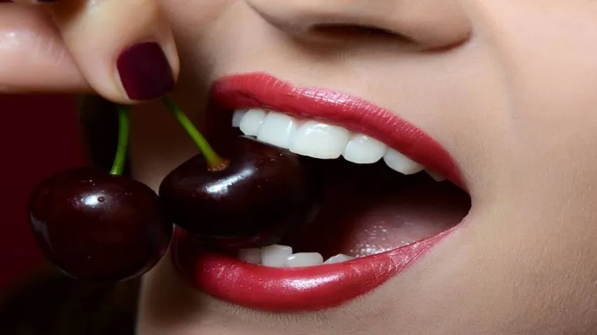 Seven food items that can stain teeth