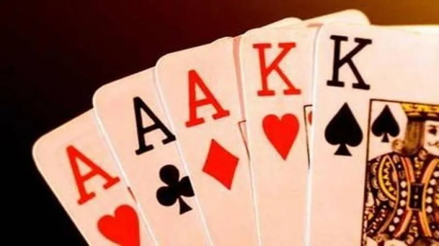 Tiff over gambling kills one, killers absconding