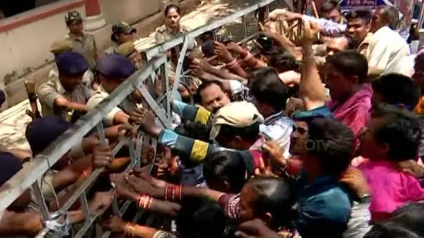 MLA insults official: Tribal protesters threaten to gherao State Assembly